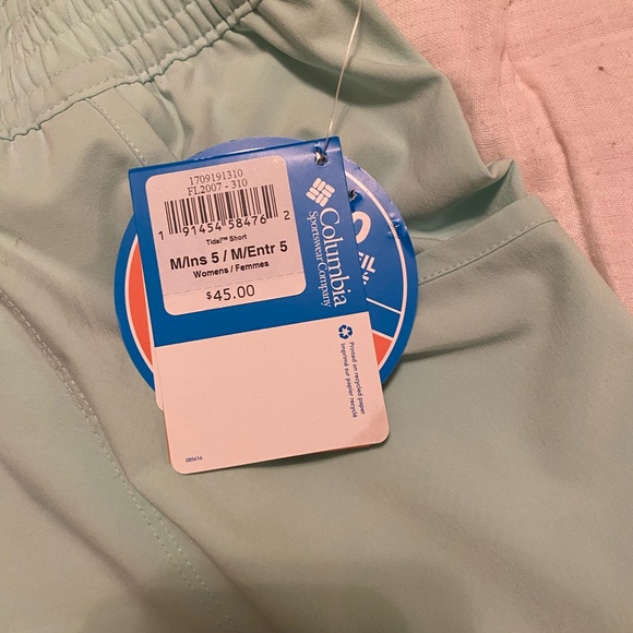 Columbia PFG shorts. Brand new - Picture 2 of 3